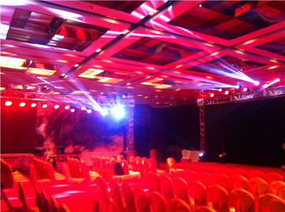 北京海淀區(qū)租舞臺(tái)燈光音響大屏_周邊服務(wù)欄目